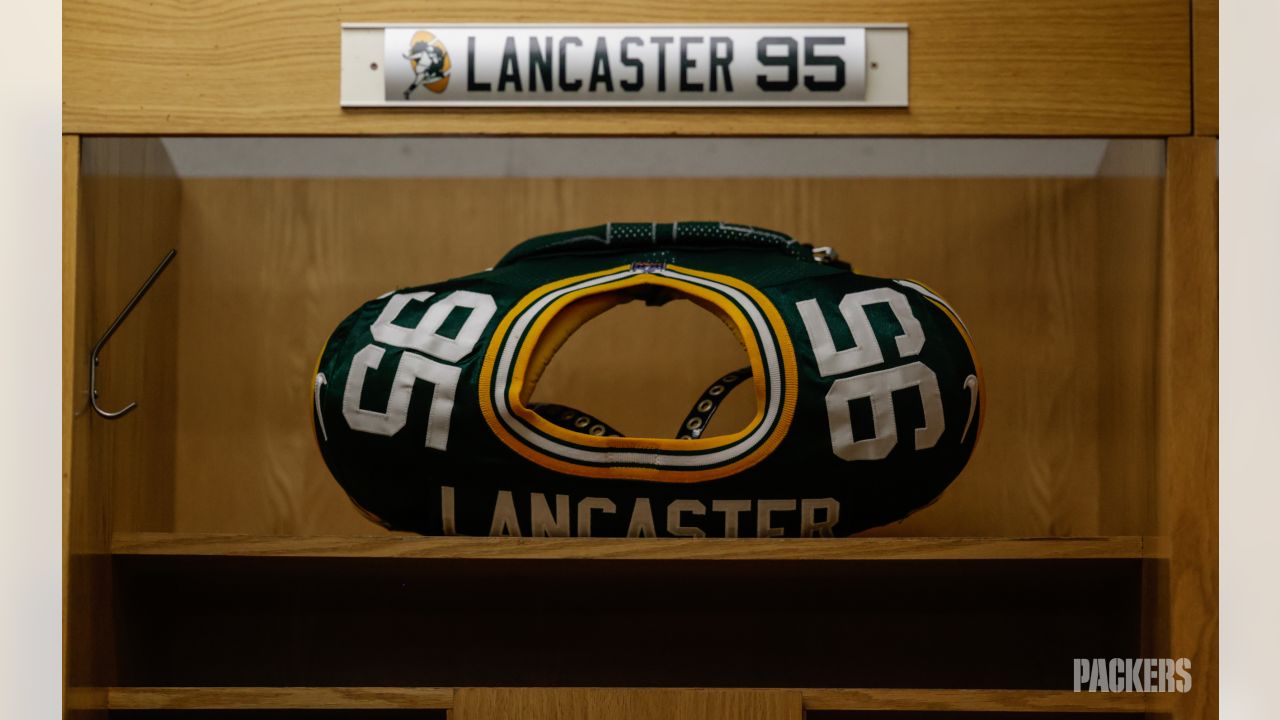 Packers to wear home green jerseys at Soldier Field vs. Bears