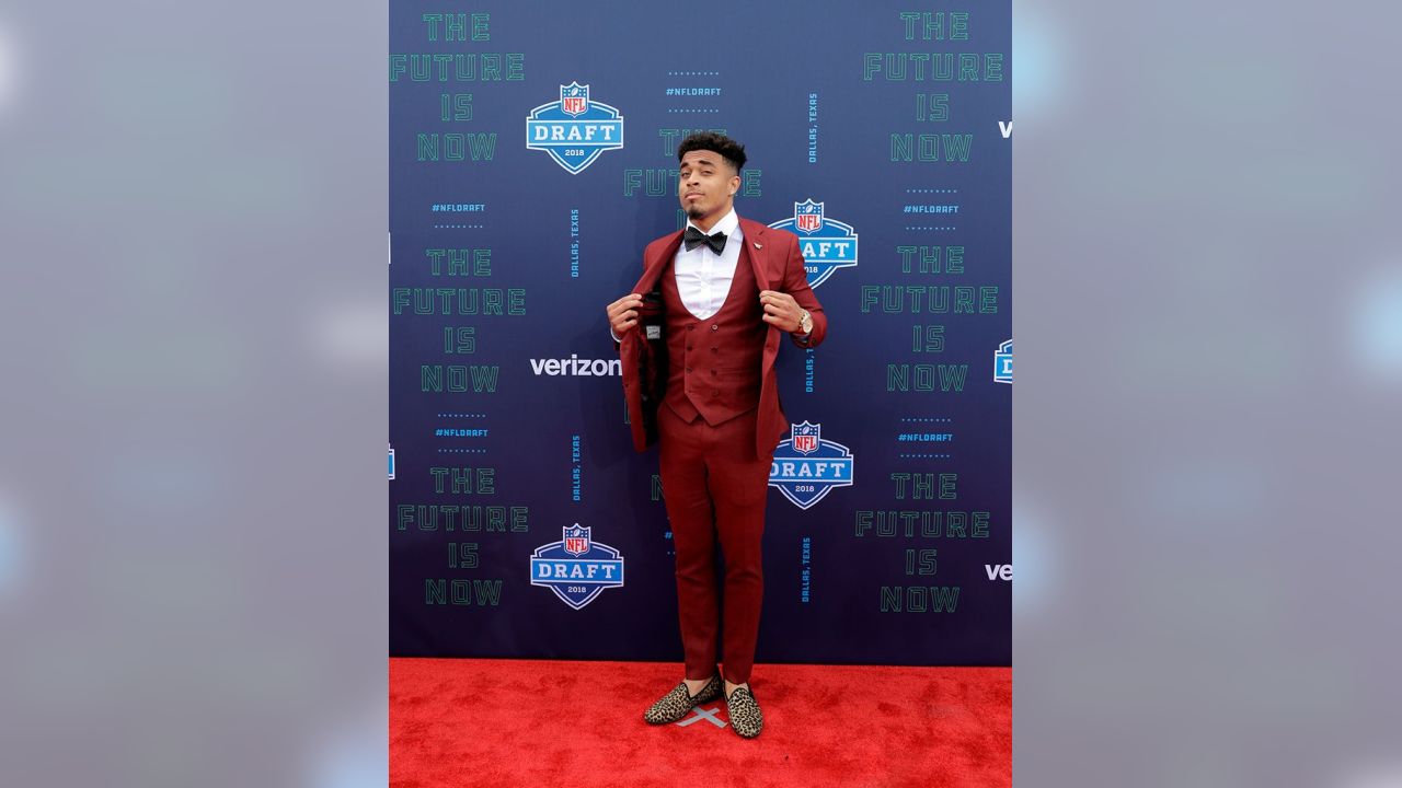 2018 NFL Draft: Jaire Alexander selected 18th overall by Green Bay Packers  - Card Chronicle