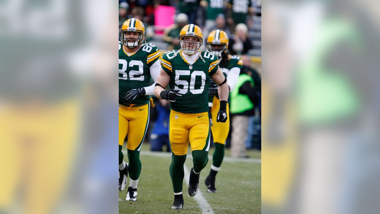 Linebacker A.J. Hawk retires as a Packer