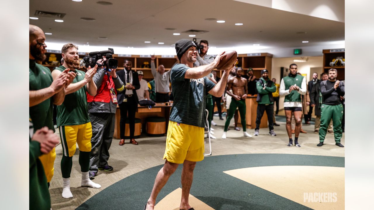 WATCH: Bengals celebrate MNF victory over Rams in locker room