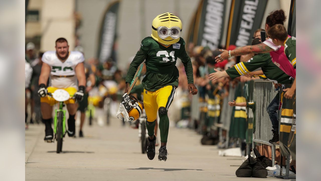 Photos: Packers bike to work Friday