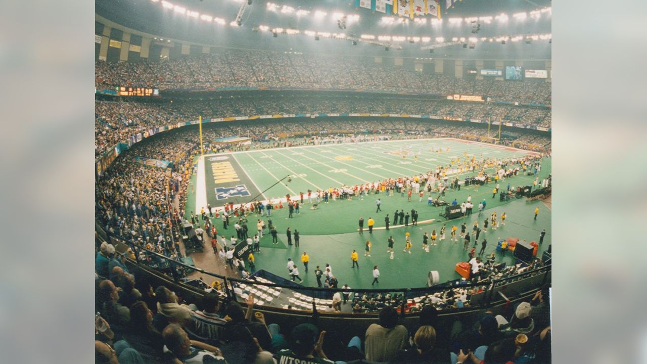 PACKERVILLE, U.S.A.: Super Bowl XXXI — As Seen By the Media