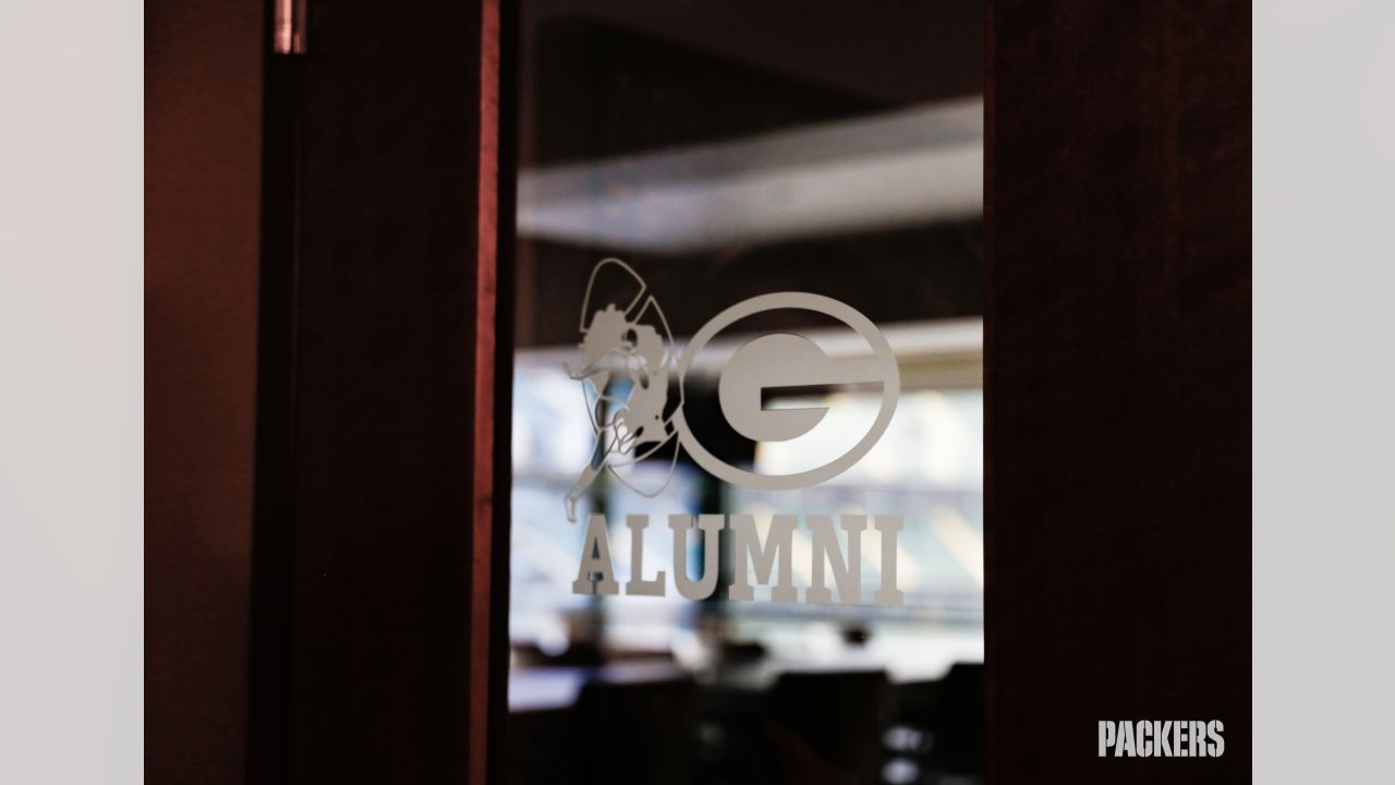 Green Bay Packers' home opener marks unveiling of expanded alumni suite at  Lambeau Field