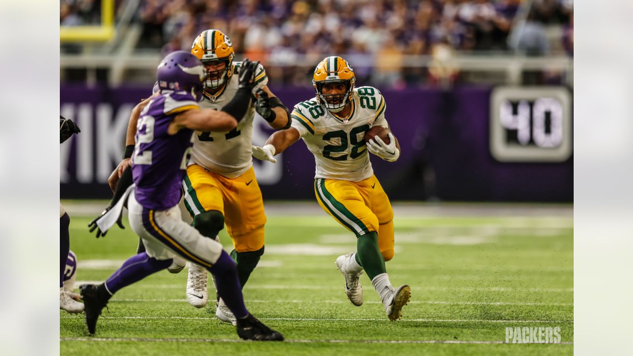 Pro football week 1: Packers at Vikings (Sept. 11, 2022)