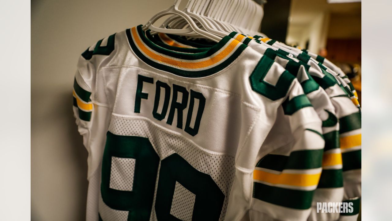 Packers encourage fans to wear white to create a white out