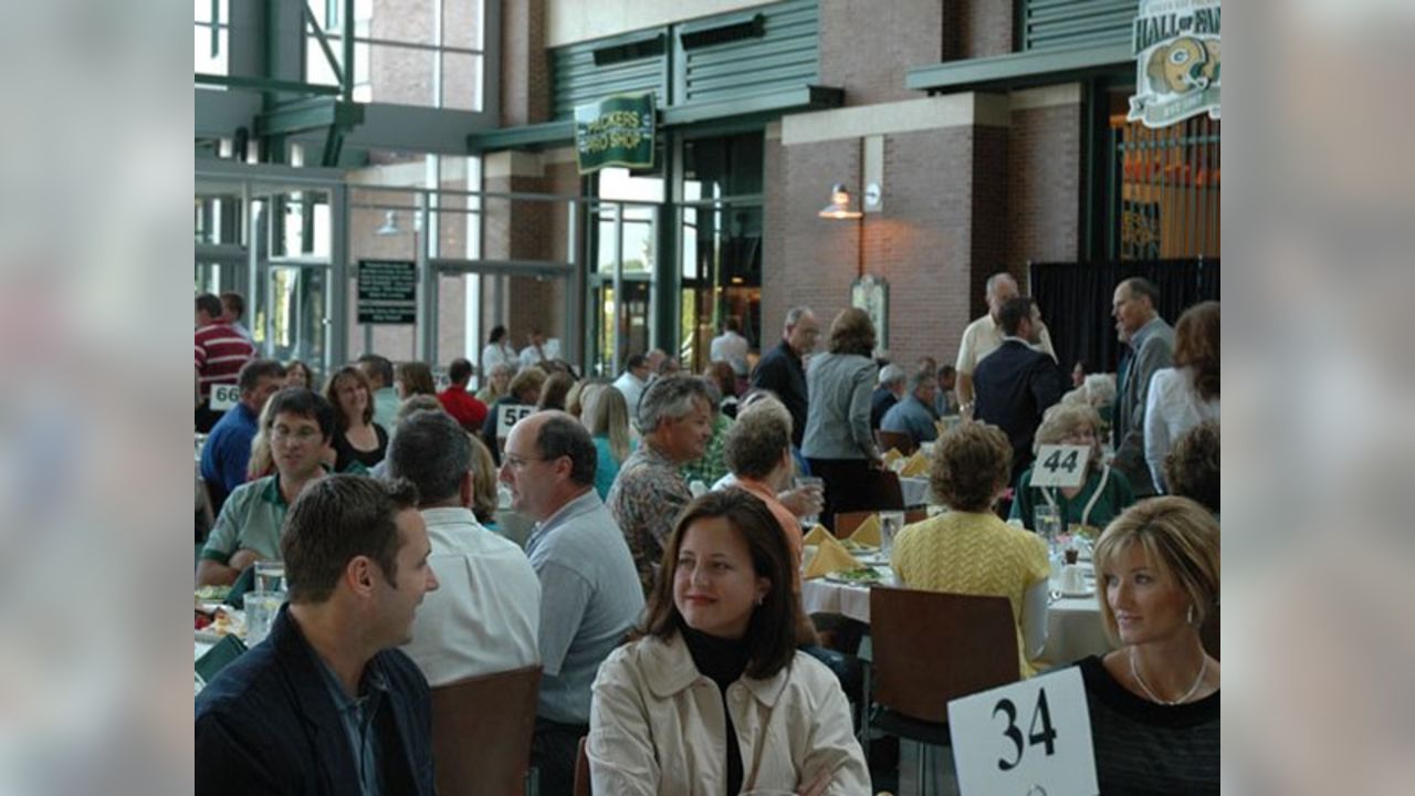 Green Bay Packers - Aaron Rodgers never disappoints with his #Packers  Welcome Back Luncheon look!