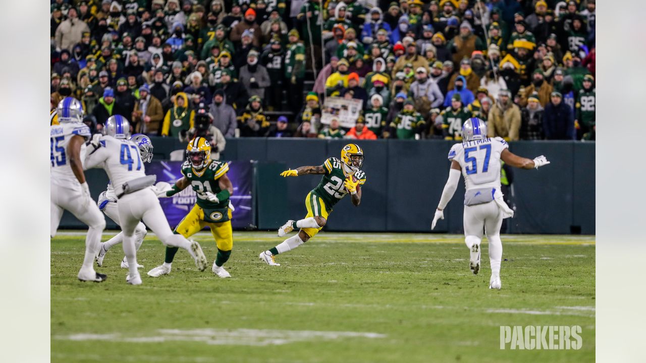 Green Bay Packers Keisean Nixon (25) during an NFL football game Sunday,  Jan. 1, 2023, in Green Bay, Wis. (AP Photo/Mike Roemer Stock Photo - Alamy