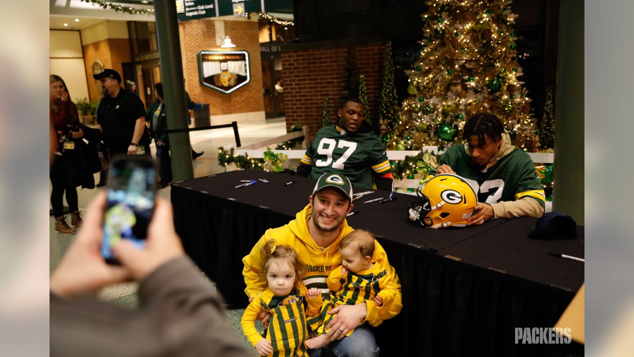 Packers players to sign autographs for donations to Salvation Army this  holiday season