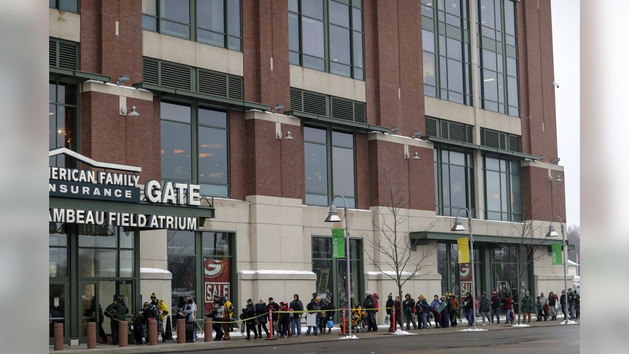 Packers, Rodgers' efforts result in $97,127 donation to Salvation Army  during holiday season