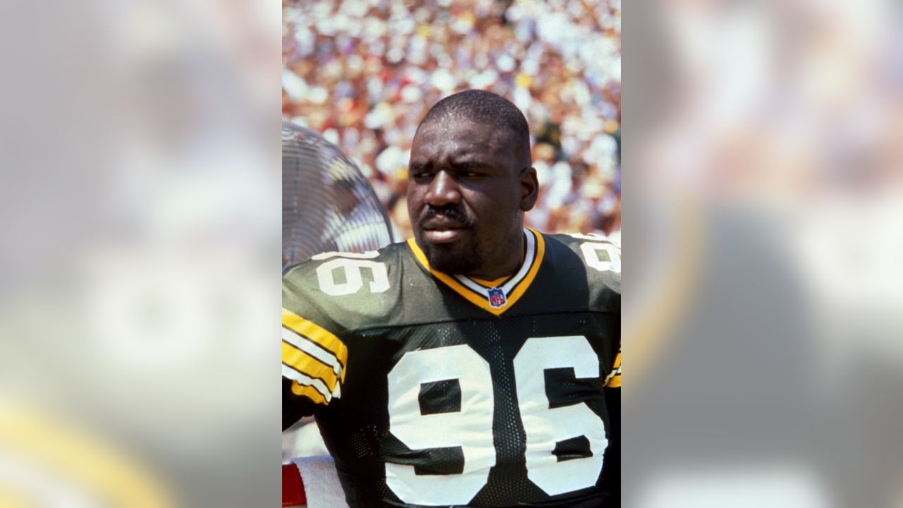 Green Bay Packers on X: Alumni Spotlight: Sean Jones on the 1996