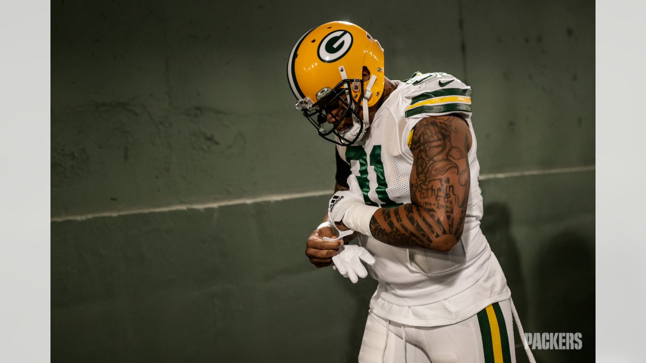 Best photos from Packers-Titans pregame warmups