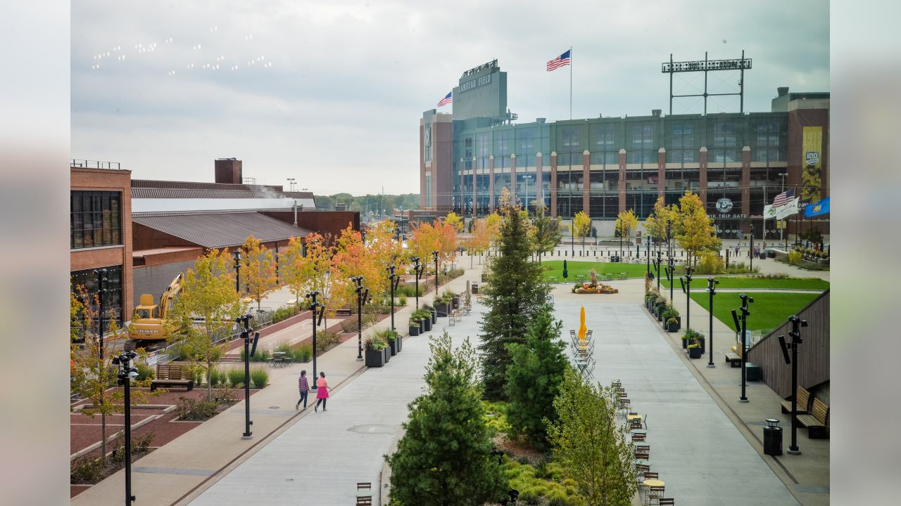 Titletown in Green Bay, Where Packer Fans Come Together - The New