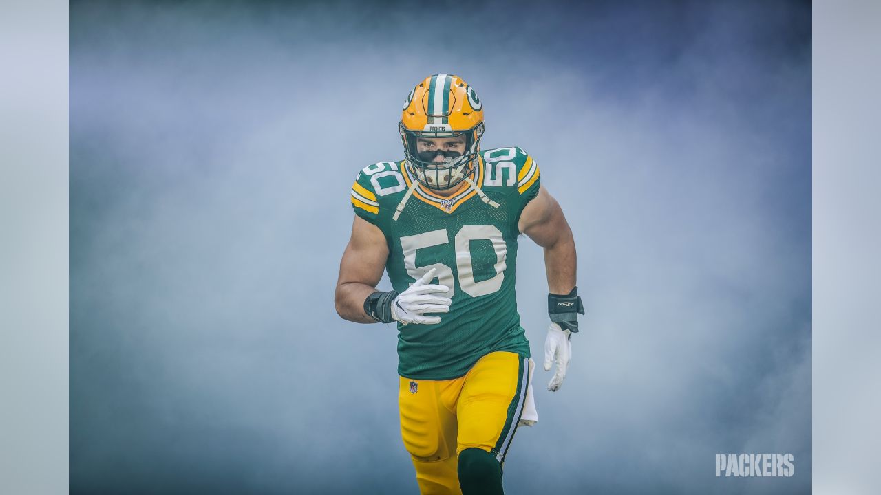 Green Bay Packers' Blake Martinez hopes gash on nose heals during