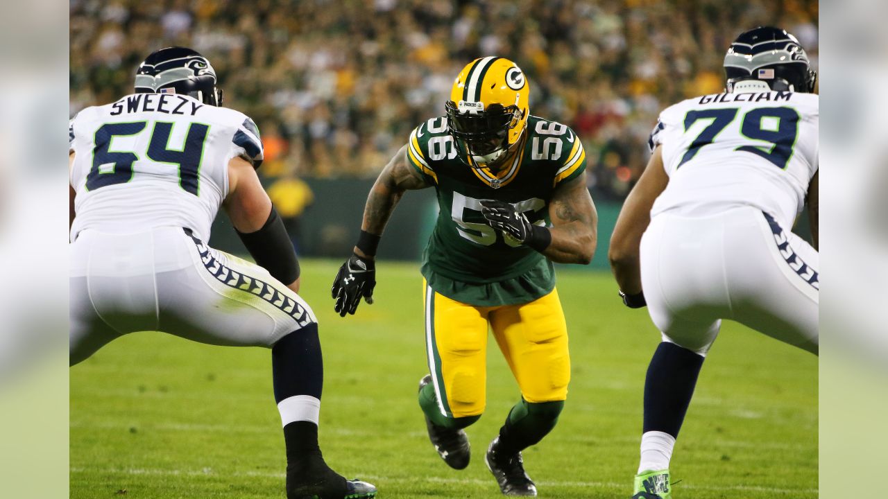 Packers: Veteran Julius Peppers OK with reduced playing time designed to  keep him fresher