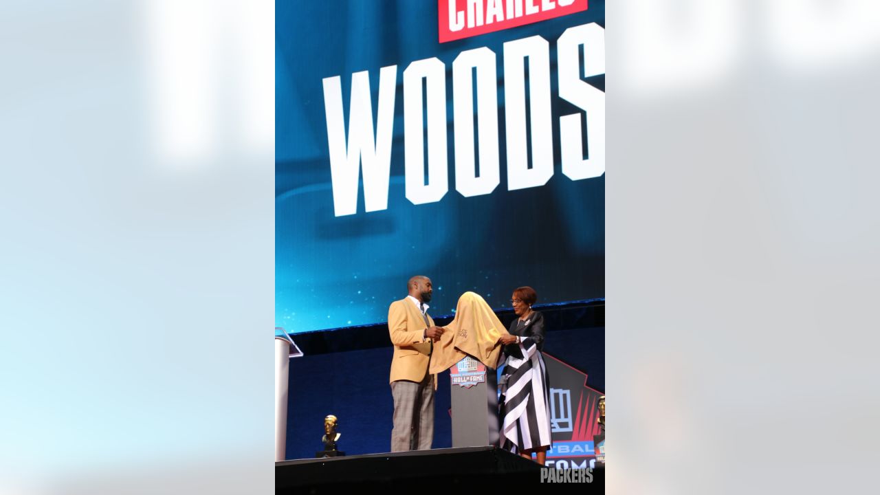 Charles Woodson's passion on full display as he enters Hall of Fame