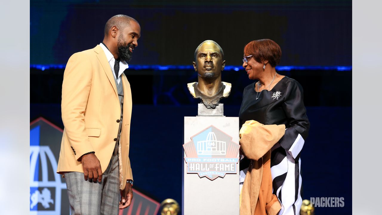 Who is Charles Woodson? A Glimpse into the Life of an NFL Hall of Famer