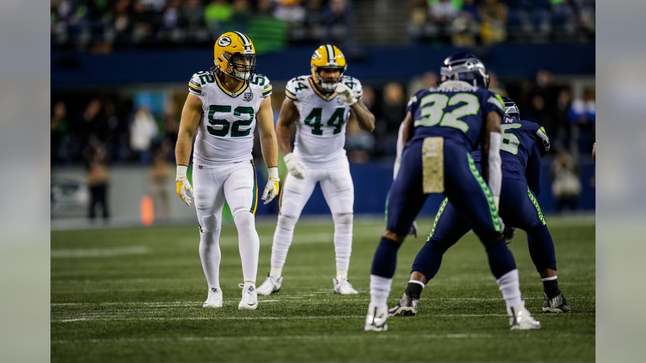 Los Angeles Rams - Clay Matthews with first #LARams sack!