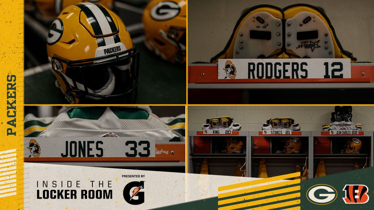 Behind the scenes: Packers' equipment staff readies locker room in Atlanta