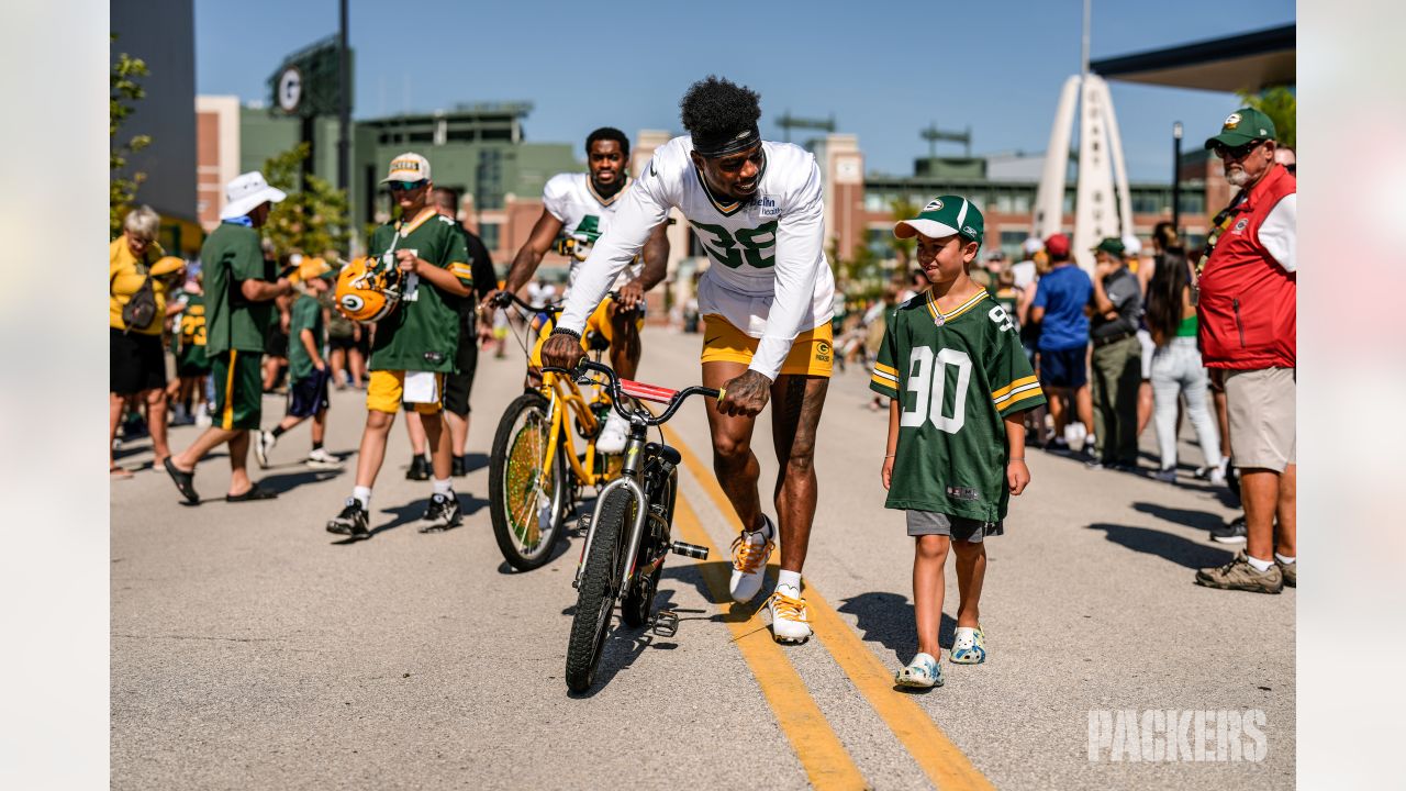 Throwback Thursday: Packers continue bike tradition at '23