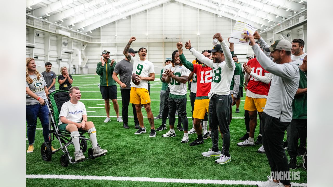 Make-a-Wish, Packers give superfan a big day