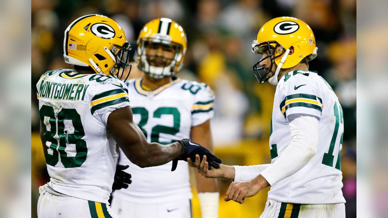 The Green Bay Packers are wearing 'new' throwbacks that look like Michigan  jerseys