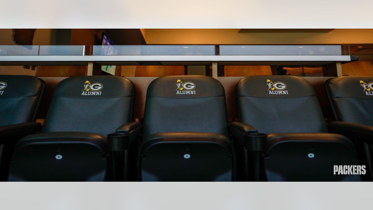 Green Bay Packers' home opener marks unveiling of expanded alumni suite at  Lambeau Field