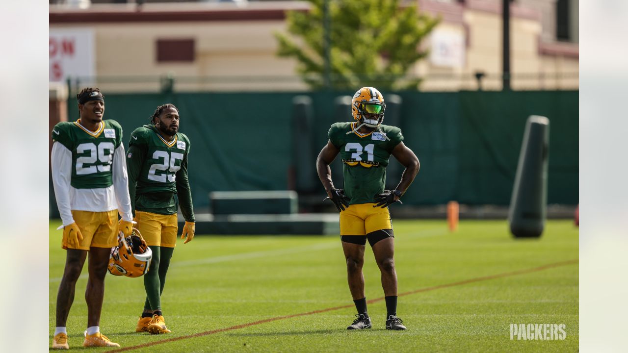 Green Bay Packers' Robert Tonyan runs a drill at the NFL football team's  practice field training camp Tuesday, May 31, 2022, in Green Bay, Wis. (AP  Photo/Morry Gash Stock Photo - Alamy