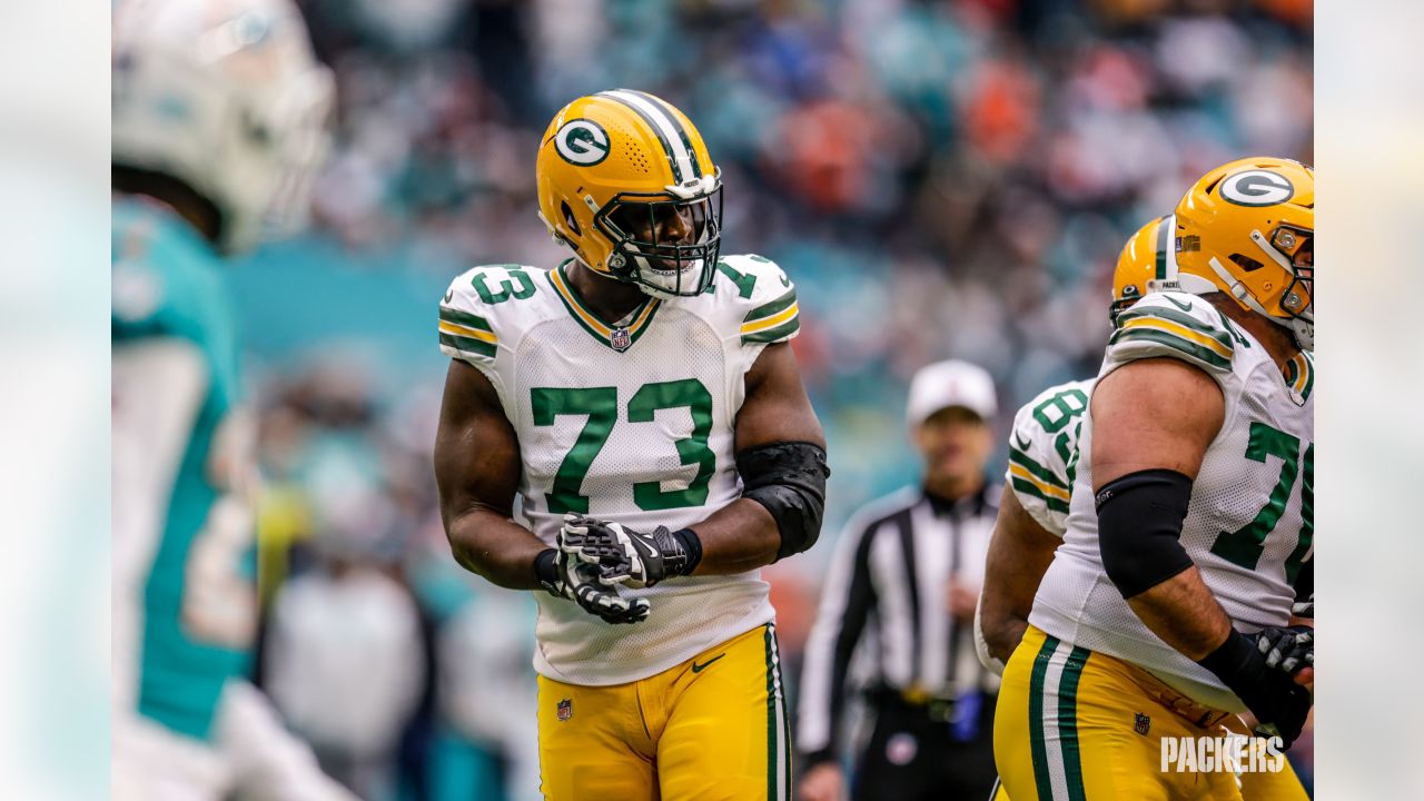 Green Bay Packers offensive tackle Yosh Nijman (73) blocks against