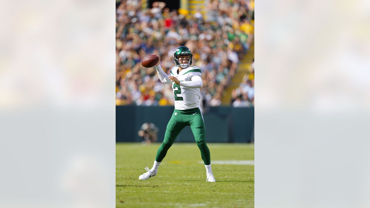 Green Bay Packers' Jon Runyan lines up during the first half of an NFL  football game against the Pittsburgh Steelers Sunday, Oct. 3, 2021, in  Green Bay, Wis. (AP Photo/Mike Roemer Stock