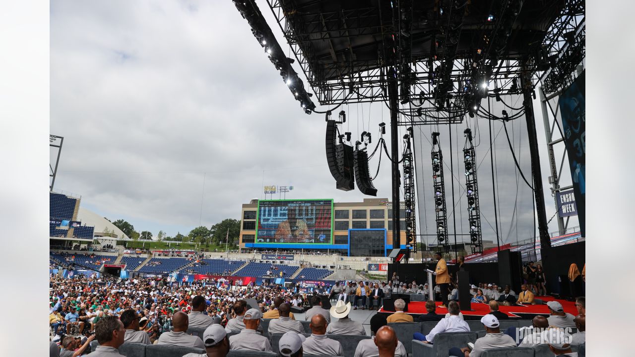 Packers fans flock to Canton to support LeRoy Butler