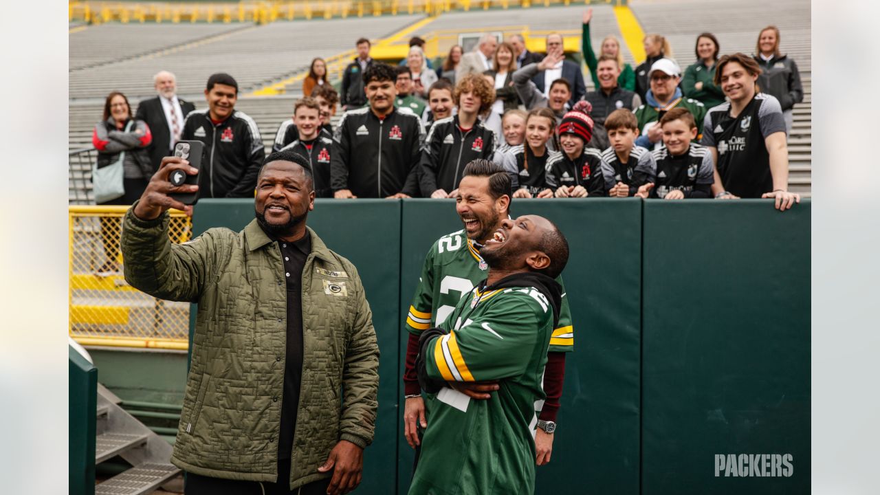 Newly-Crowned Bundesliga and Premier League Champions FC Bayern Munich and  Manchester City Prepare for Historic Preseason Match July 23 at Lambeau  Field - CMN Events