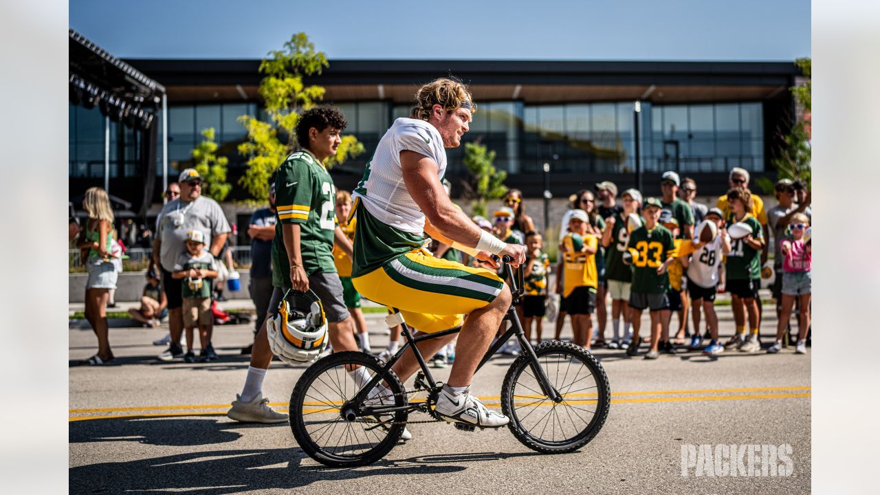 Throwback Thursday: Packers continue bike tradition at '23