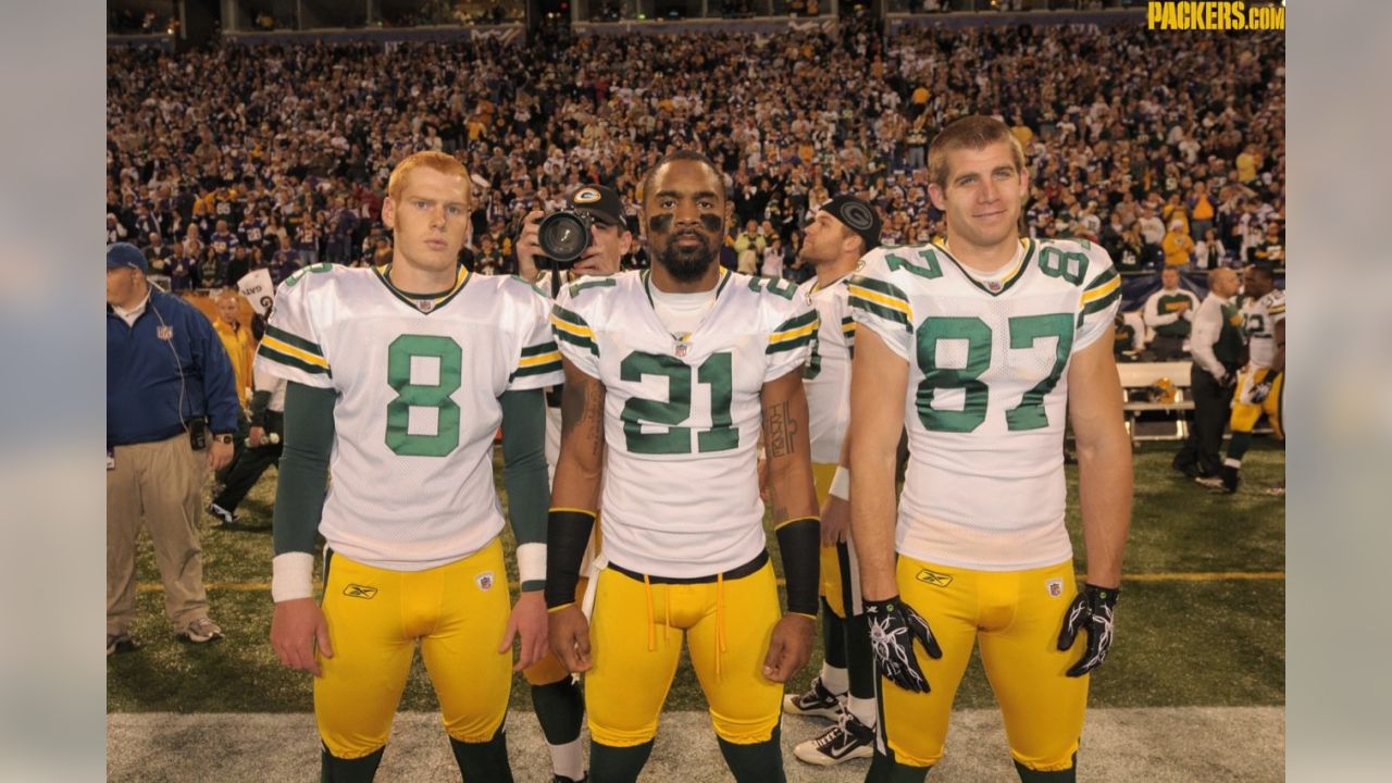 Aaron Rodgers Photobombs — 2014 Week 7: Carolina Panthers A.J.