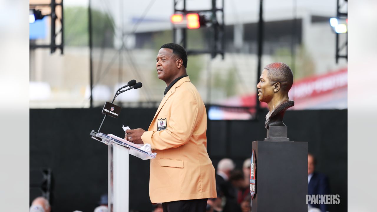 Packers Hall of Fame opens LeRoy Butler exhibit ahead of Canton induction