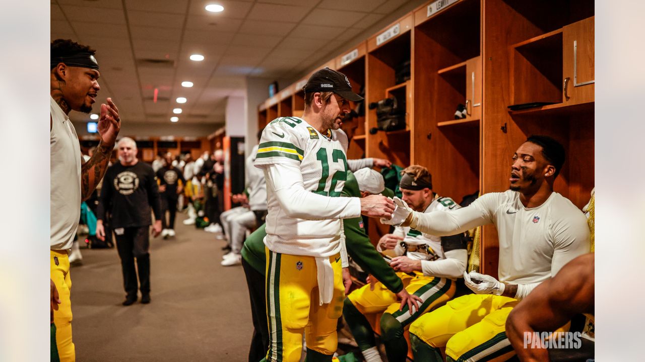 Packers gift their fans a victory over Miami on Christmas Day