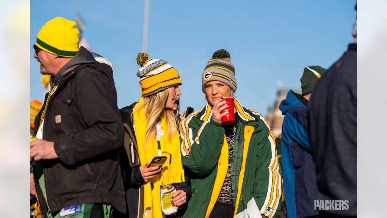 Packers fans celebrate Christmas at Lambeau Field