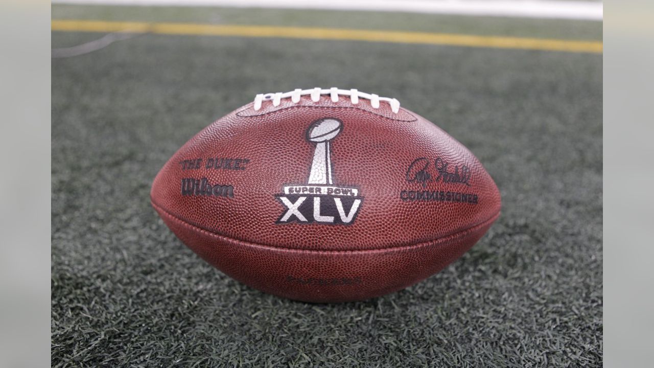 super bowl xlv ball