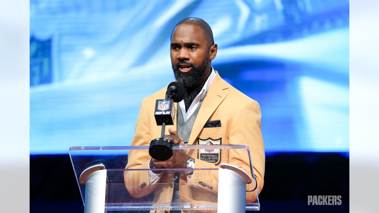 Charles Woodson's passion on full display as he enters Hall of Fame