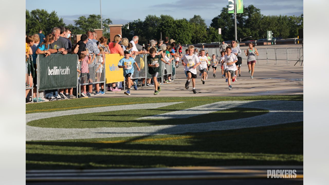 Fans hit the ground running during Packers, Bellin 5k