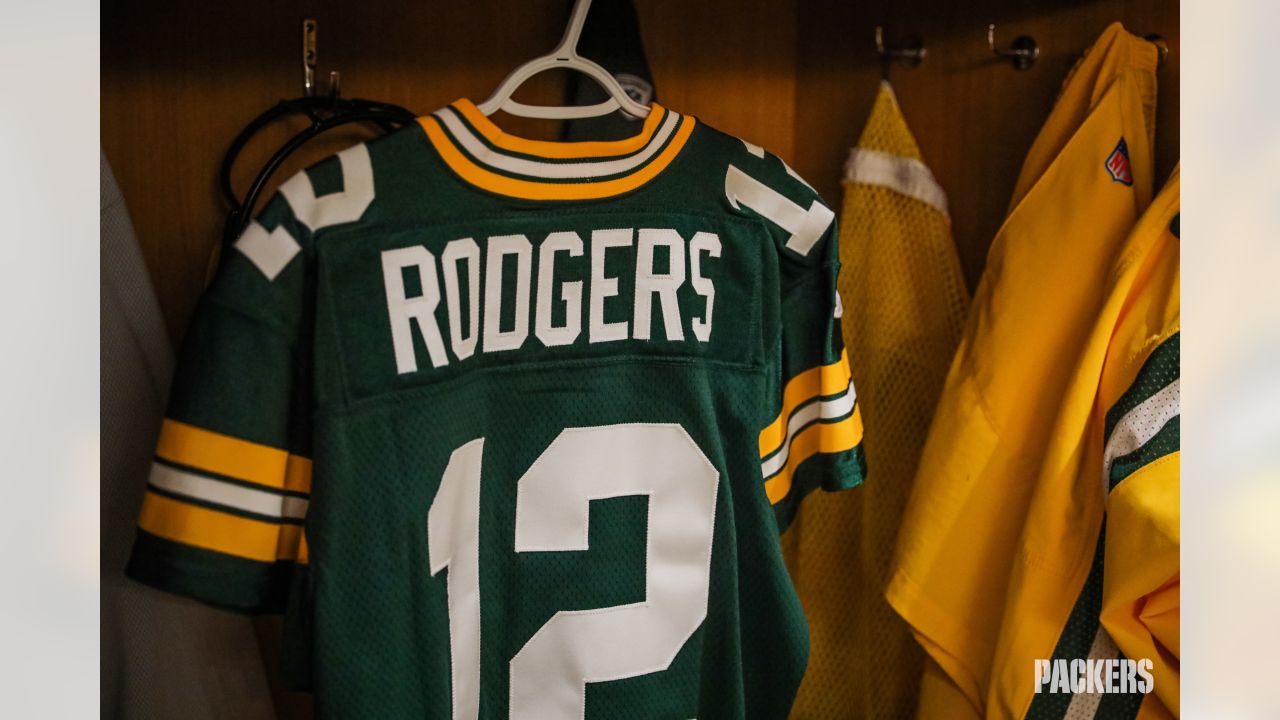 Behind-the-scenes photos of Packers locker room