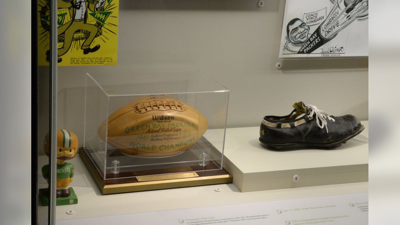 1961 Packers-signed ball donated to HOF