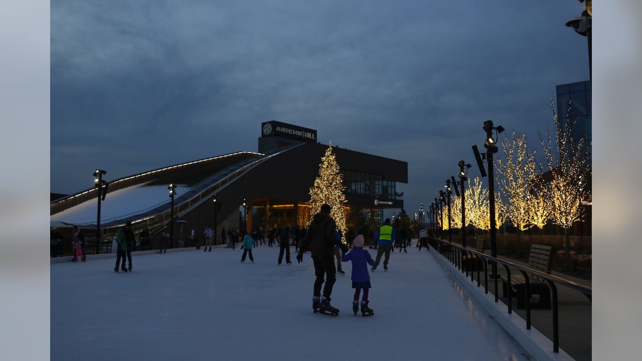 Tysons Galleria: Warm For The Winter — Another Limited Rebellion