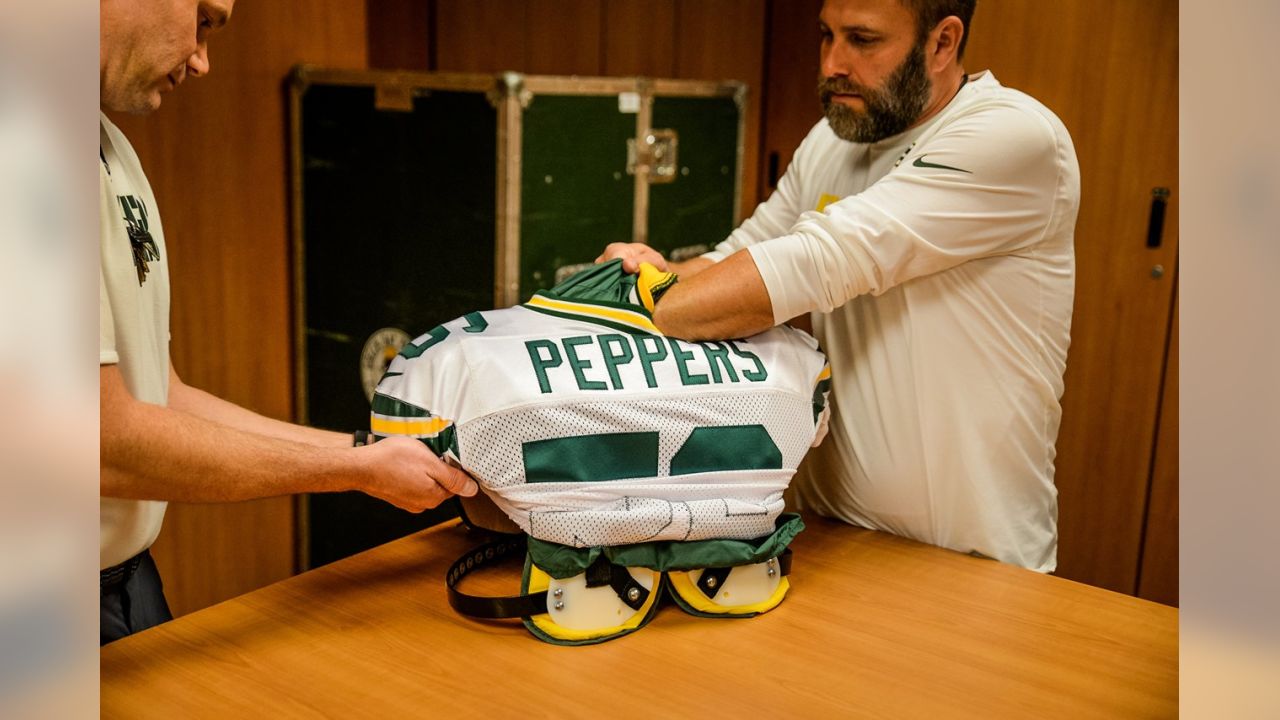 Green Bay Packers - And the #ColorRush color is WHITE! #Packers will  wear all white uniforms at Lambeau Field in Week 7 vs. the Bears: