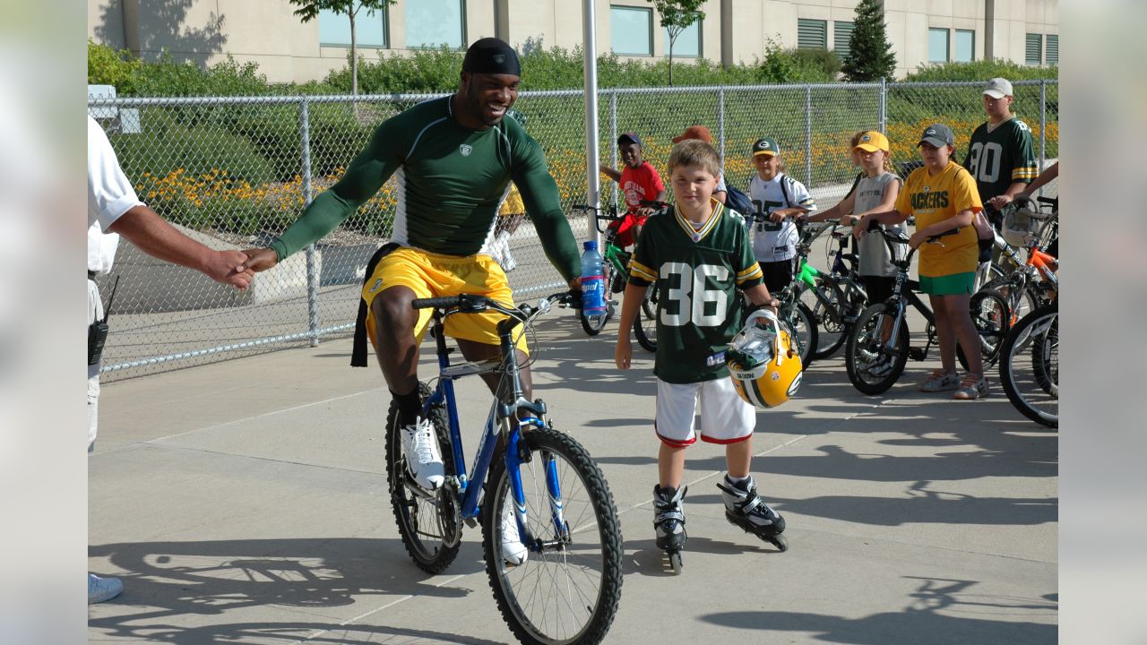 Green Bay Packers Reggie White during training camp at St, Norbert