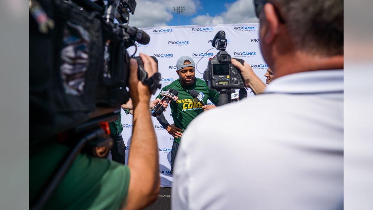 Randall Cobb hosts Football ProCamp in Green Bay