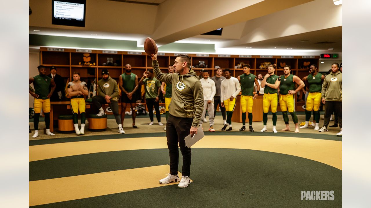 Packers locker-room tour may be only dividend new shares offer