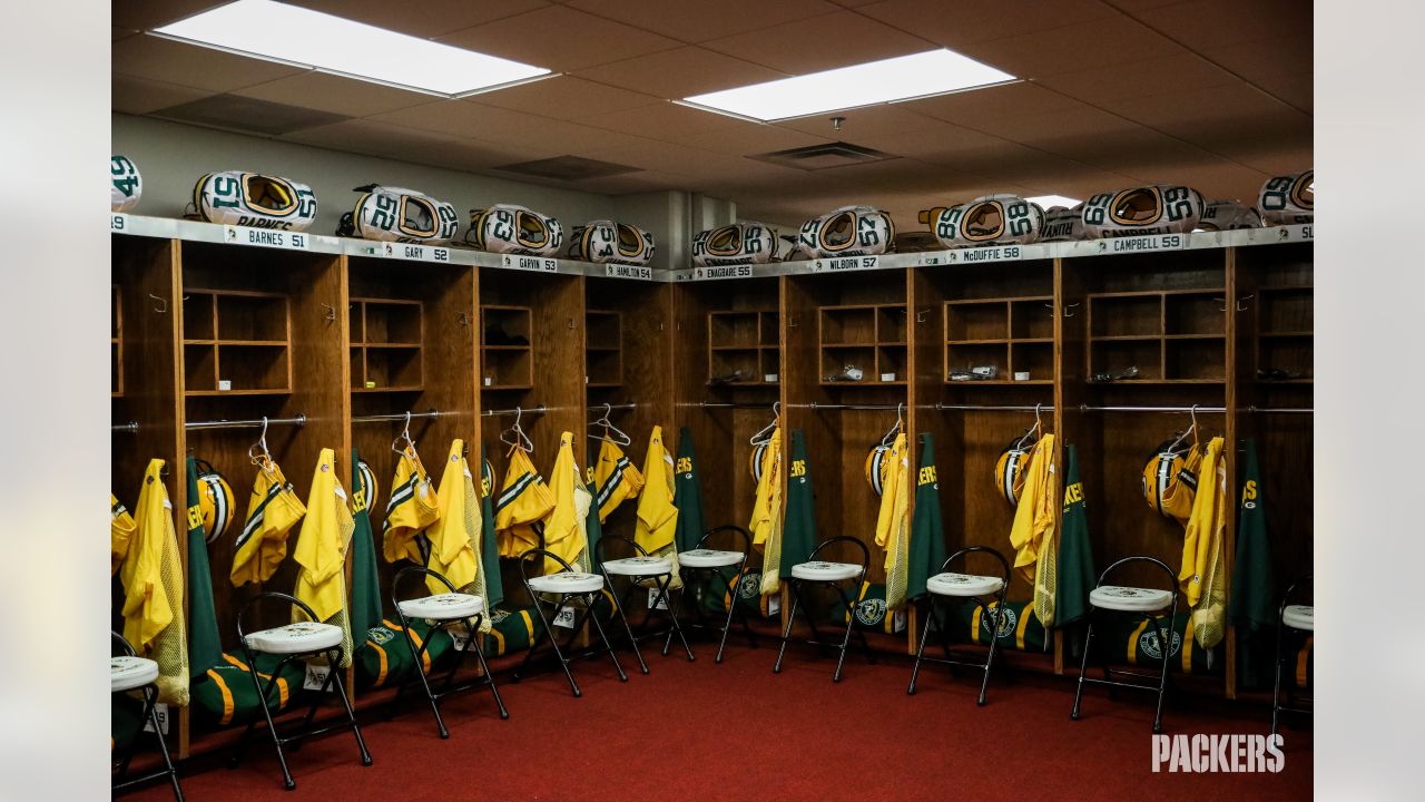 Behind-the-scenes photos of Packers locker room