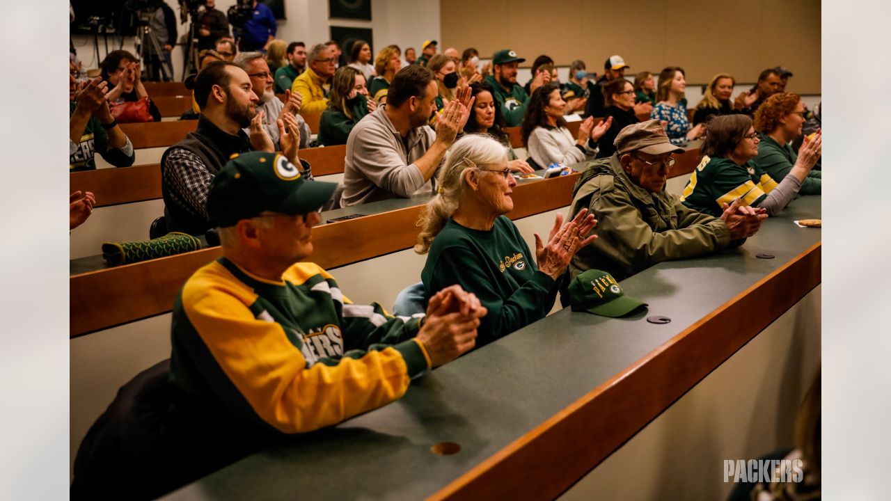 Avid Green Bay Packer fans from Seymour Wisconsin