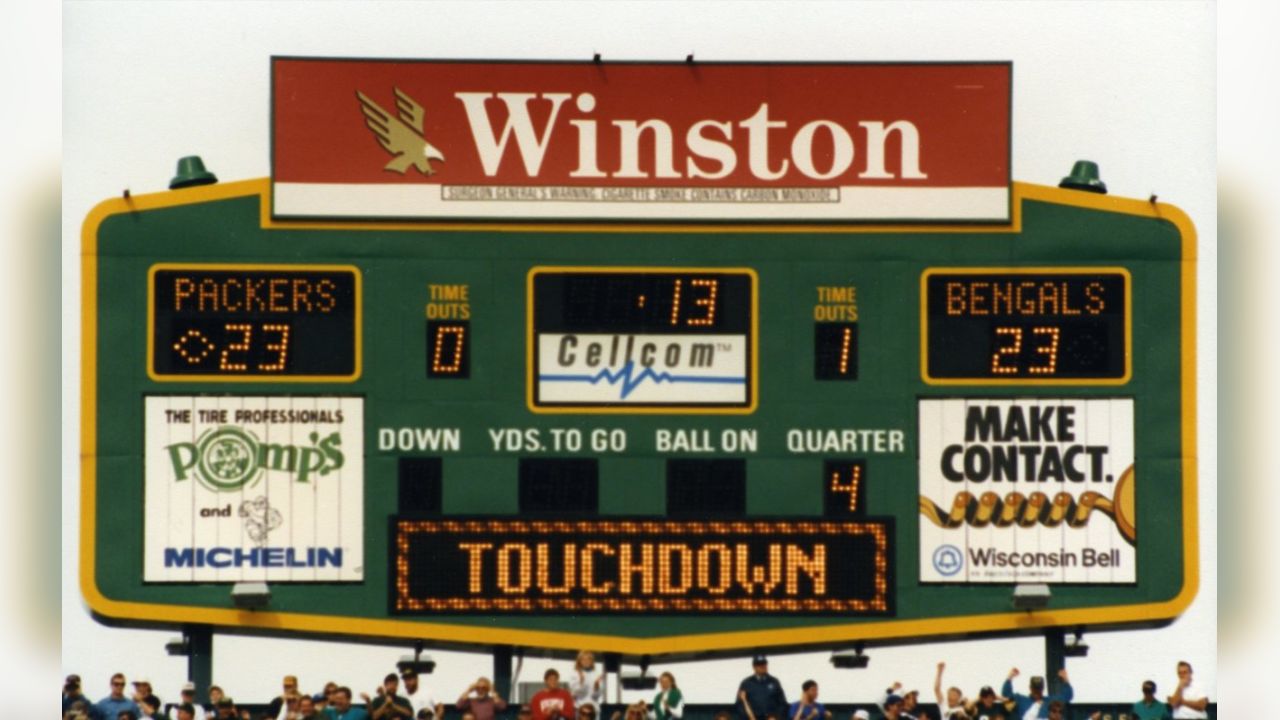 25 years ago: Favre rallies Packers past Bengals