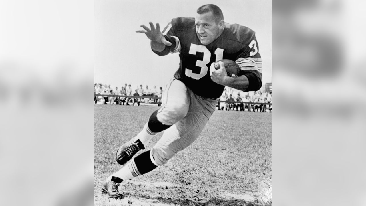 Jim Taylor, Hall of Fame Fullback for the Green Bay Packers, Dies